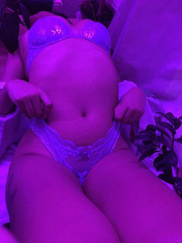 LilSuccuboi's tweet photo. Your companion from a cyberpunk VR game. 
#gender #genderunknown #bottom #gay #twink #transman #NSFW https://t.co/1bhIzH4D57