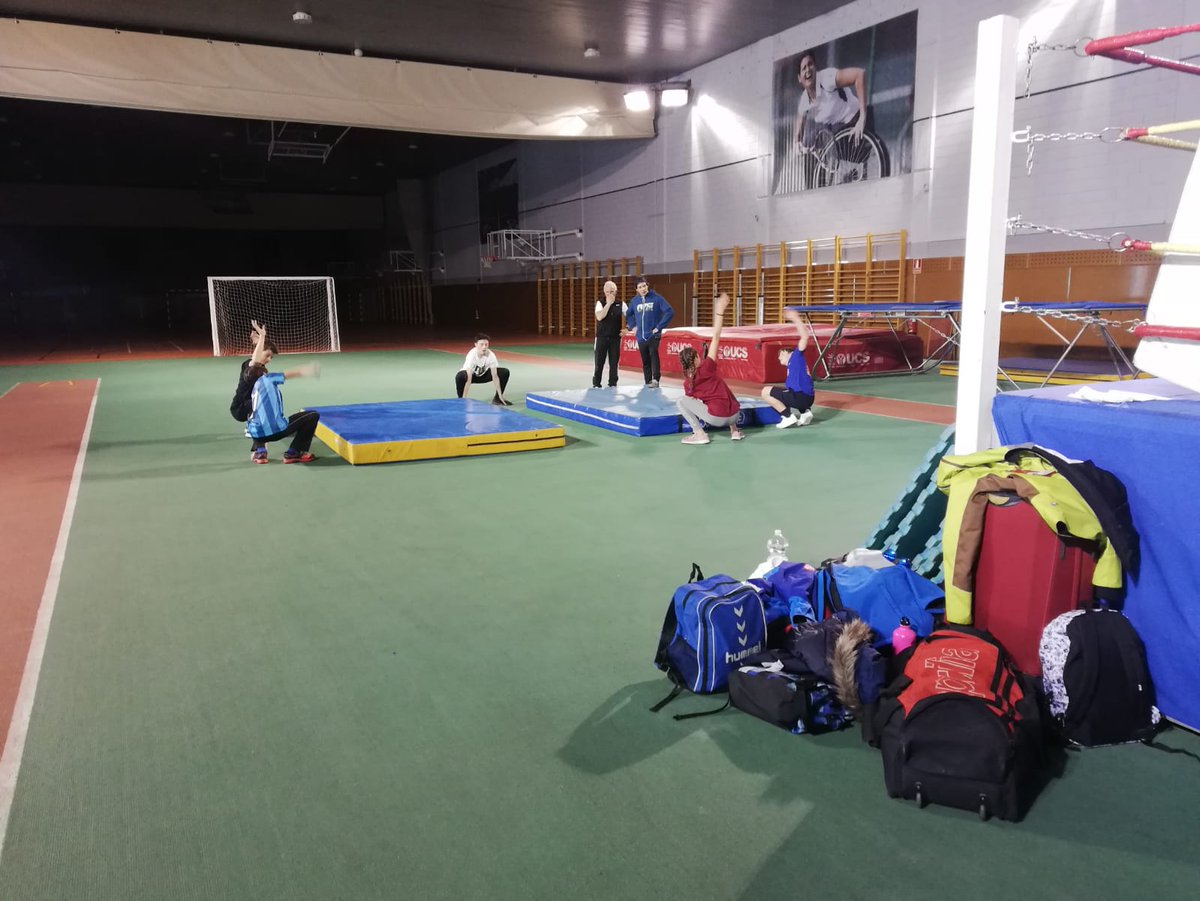 FadiAndalucia's tweet photo. Comienza en el @CARSierraNevada la primera concentración del #CTRD #fadiFreestyle C.Elastica, Baches, Parque, Apoyo Docente, con #Martin #Eukeni #Alfredo #Toni @websierranevada @AndaluciaJunta @deportegob @spainsnow https://t.co/uj03l4njJ3