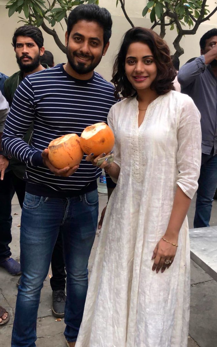 . @Aariactor celebrates an organic birthday by distributing tender coconuts instead of cutting cake at #Aleka shooting spot. @Aishwaryadutta6   @AshiqVJash @YugabhaarathiYb  #ssrajamithran #CSathya @Vivek #GlowstarCreations #BDharmaraj #CreativeTeamz #ERAnandan