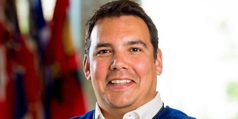 HCDSB's tweet image. Holy Trinity is hosting an evening with Dr. Niigaan Sinclair on March 4. Dr. Sinclair will explain how we can continue to support positive relationships and reconciliation in Canada. Learn more about the event: bit.ly/2GxCOWF. #HCDSBbelonging @HaltonDSB @Niigaanwewidam