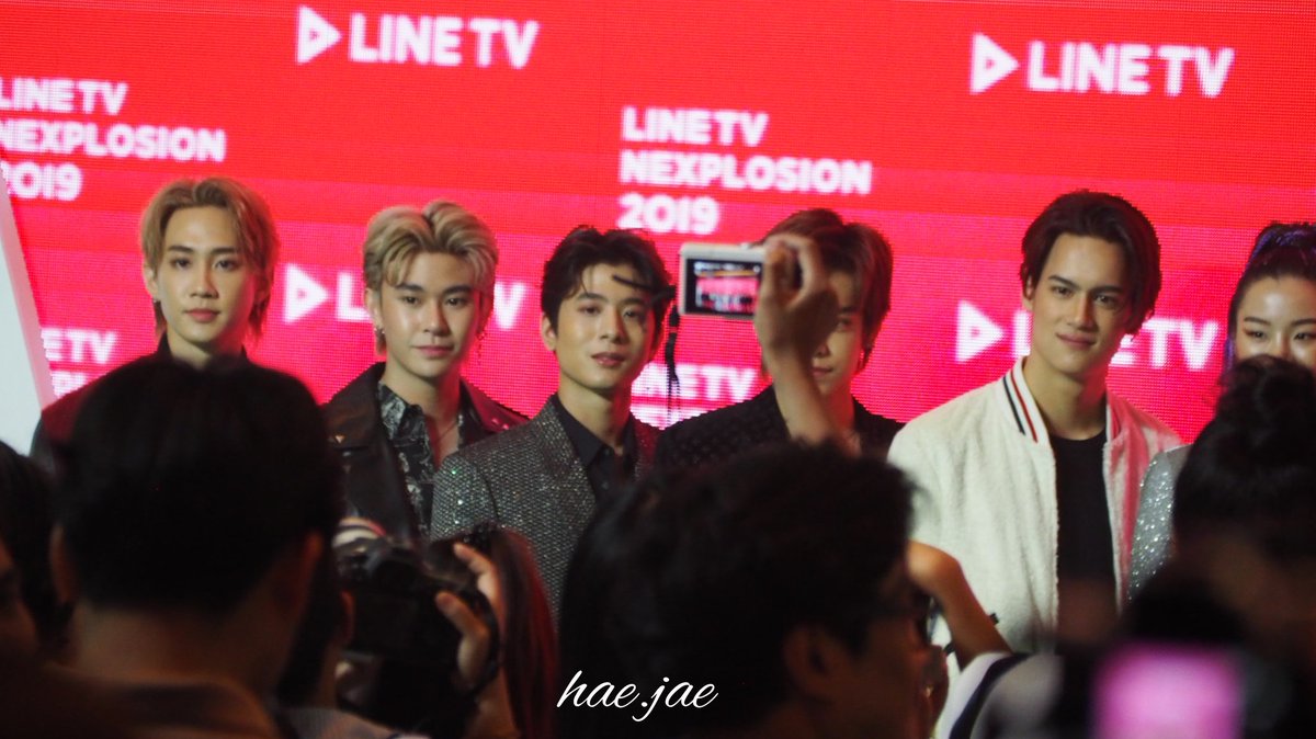 Jackie_J9J's tweet photo. ความพยายามที่จะถ่ายตะหนู
Jackie 9x9 งาน LINE TV NEXPLOSION 2019 #linetv #linetvnexplosion #9by9th #4nologue #Jackiejackrin
@jackiejackrin https://t.co/Wd2v1RGp0r