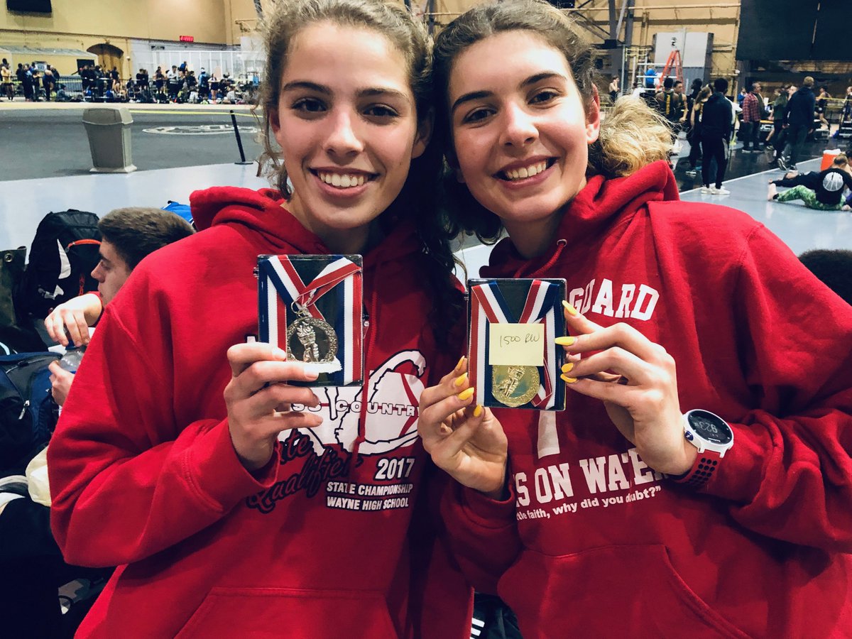 OnteoraCSD's tweet photo. Congrats to our 5 medalists at #MHAL indoor track championships, including Felicia Ojarovsky (r), who took gold in race walk and Brooklyn Zeh, who won silver in triple jump. #SectionIXSports #OnteoraStrong #OnteoraEagles https://t.co/AEatSe9uj9