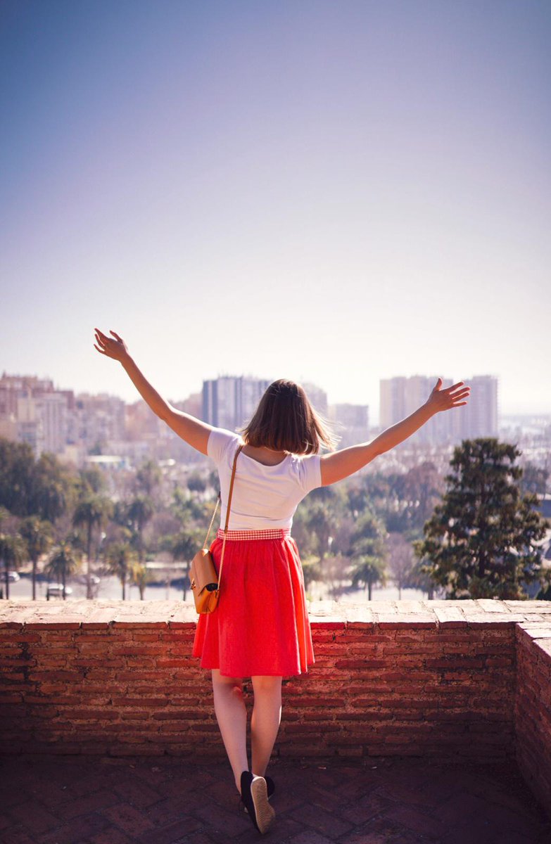 StudentworkFI's tweet image. ¡Saludos desde España! ☀️ 
 Vietimme viikonlopun Malagassa vuosikokouksessamme!
Juhlimme viime vuoden onnistujiamme, palkitsimme arvojemme mukaan toimineita ja otimme suunnan kohti kuluvan vuoden tavoitteita! #sharefun #alwaysdeliver #takeresponsibility #becreative #herewecome