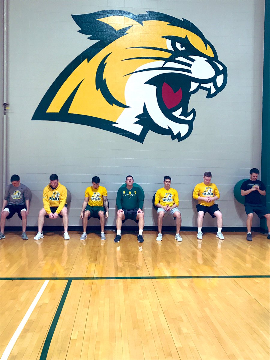 SupfitMQT's tweet photo. Spring season here we go! Start strong, finish strong. Cats strong 💪 @NMU_Wildcats @nmugolf #golfleticism #tpi #supfit https://t.co/jdXjODZ6bg
