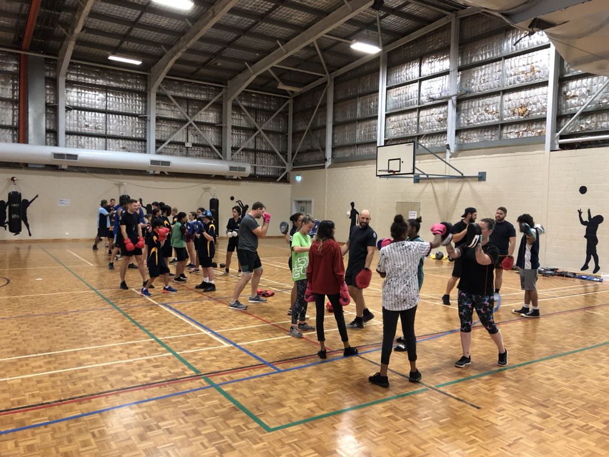 SouthHedlandPol's tweet photo. #BOXFITHEDLAND 19 kids at this sesh. Another great turnout & a few tired bodies. #fb #EPCommunityEngagementTeam https://t.co/A2oiIEPfMR