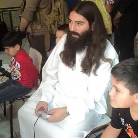 EnqtoC's tweet photo. @ainuj_ Jesus está no controle https://t.co/HVnCfGUzIj
