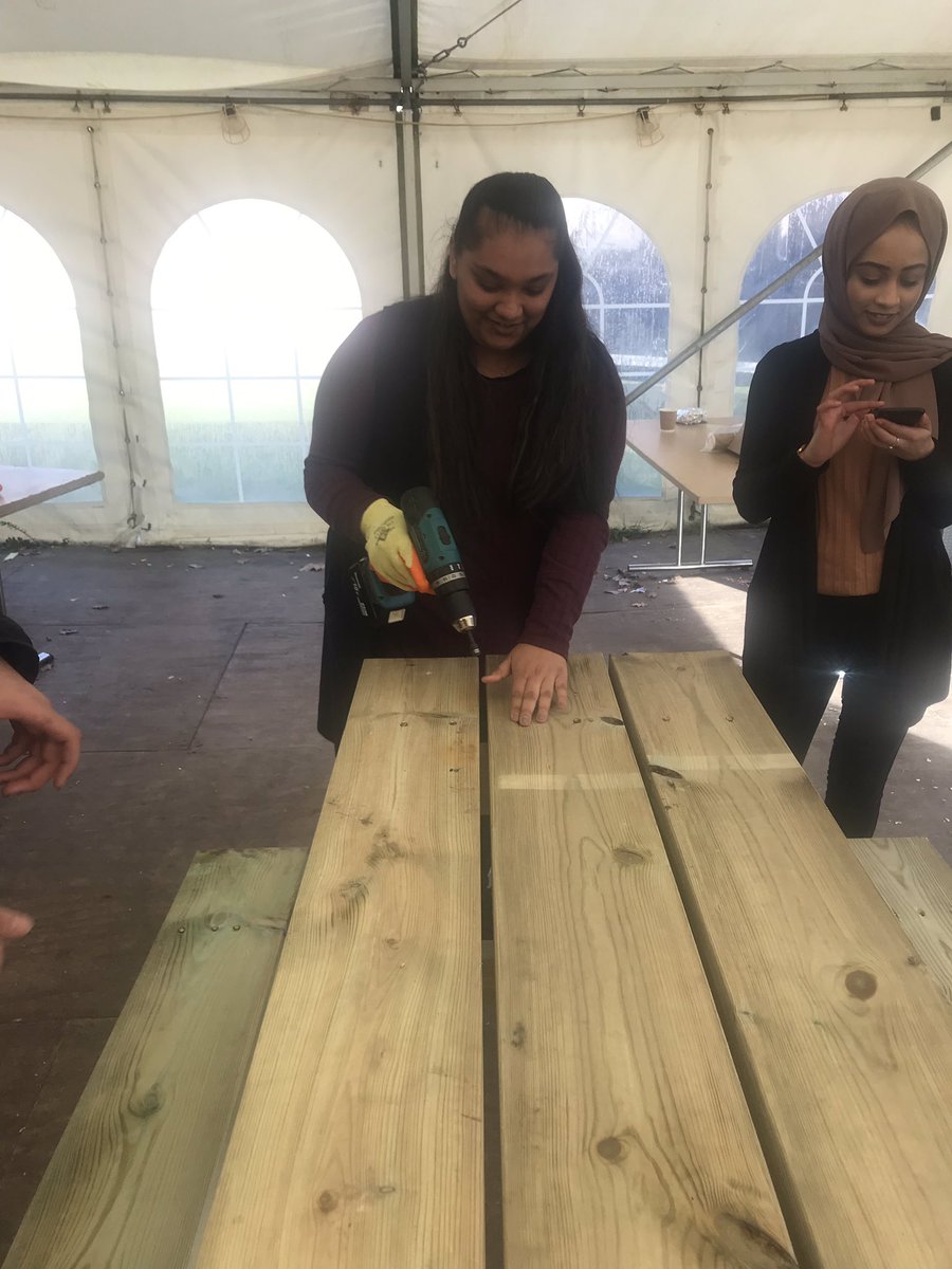 kate209ross's tweet photo. Getting our #Ignite on....#CompetenciesInAction #BackToBaseDays @IBMCareersUKI @citygateway @MovementToWork https://t.co/VhDFxoPoxP