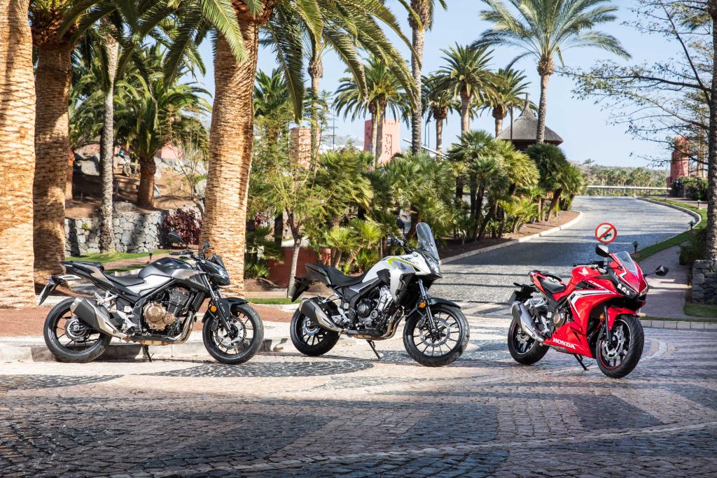Nuestra gama 500 nos espera: la semana que viene probaremos la CB500X, la CB500F y la CBR500R en la presentación internacional de prensa en Tenerife ;) ¿Cuál de las tres probarías tú?

Más info sobre la serie 500 -->spr.ly/6015Erb2U
