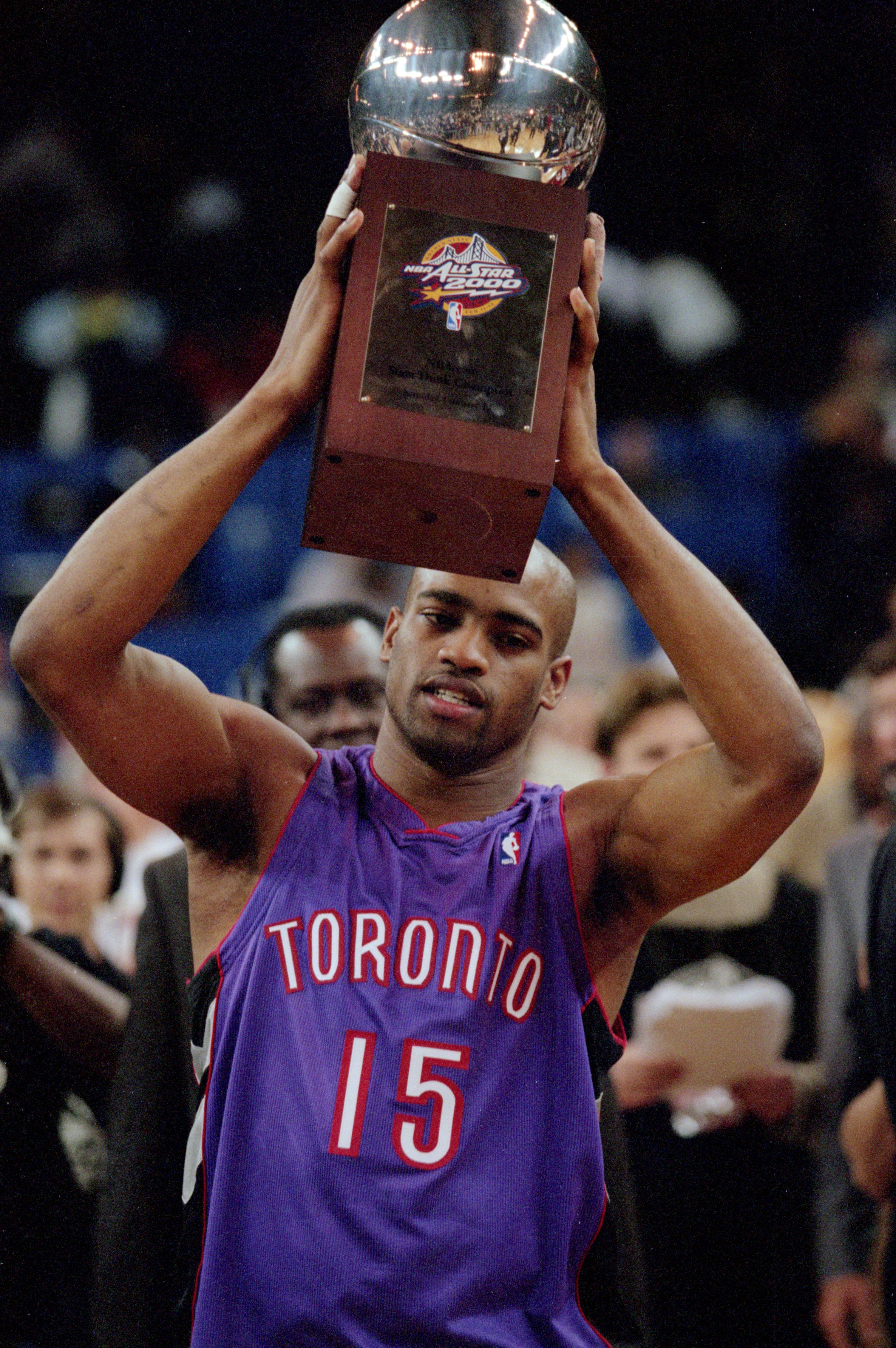 How Vince Carter Killed the NBA Slam Dunk Contest