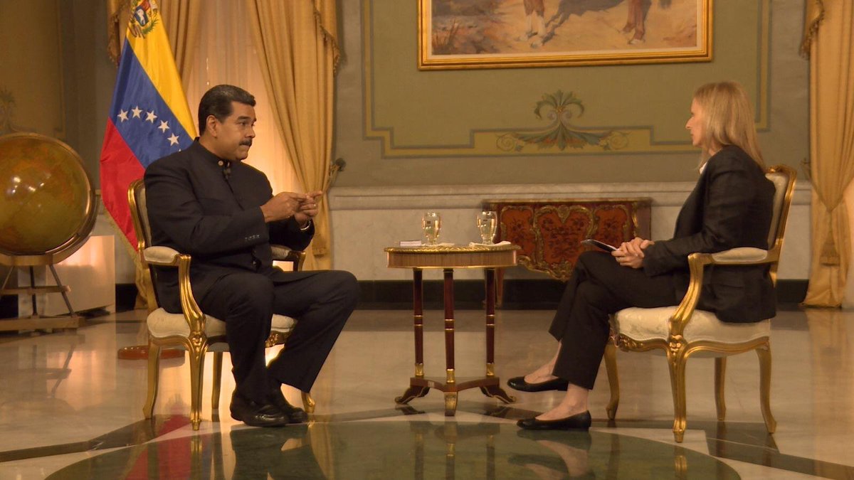 OrlaGuerin's tweet image. #Venezuela I asked Nicolas Maduro, who still occupies the Presidential Palace, if he could tell me the cost of a kilo of cheese.  He couldn't give me a figure.
The answer is its almost an entire monthly salary.