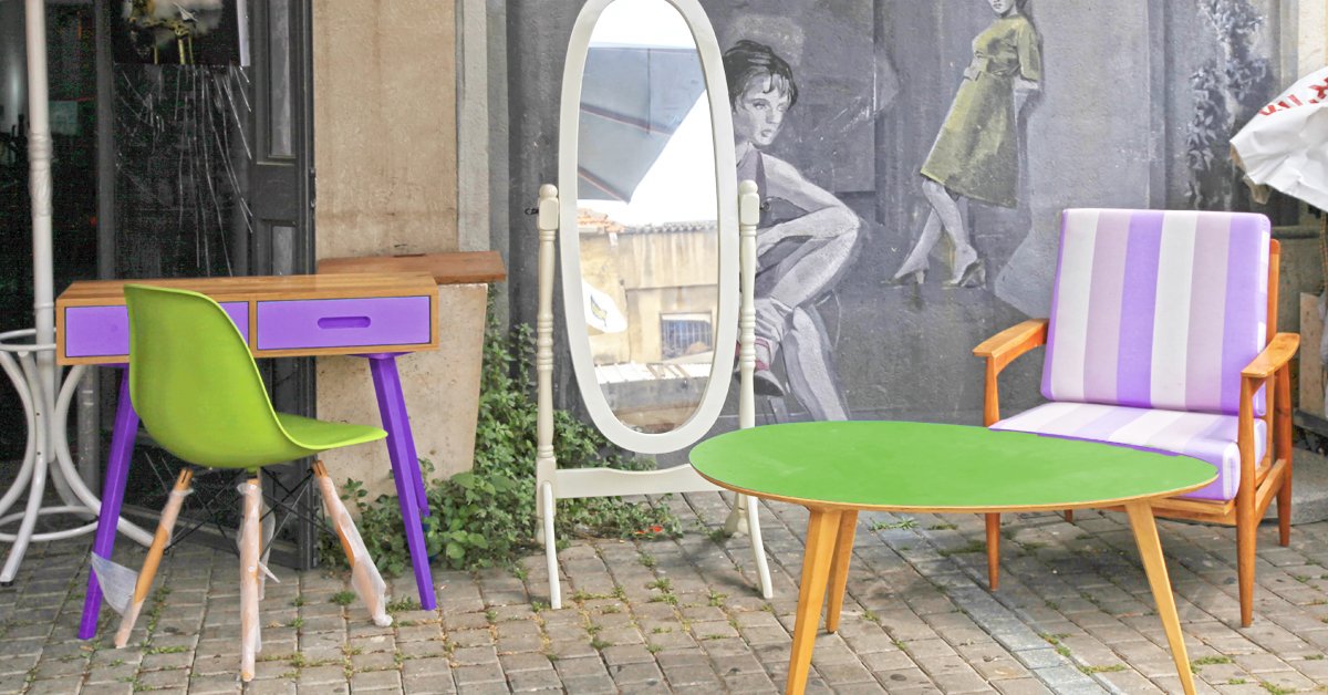 bug_proof's tweet image. #DYK Used furniture is one of the most common ways to get bed bugs! Thoroughly inspect used furniture, books, clothing, and other bedroom items, especially mattresses, box springs, and headboards. 

#Bedbugs #UsedFuniture #PestControl