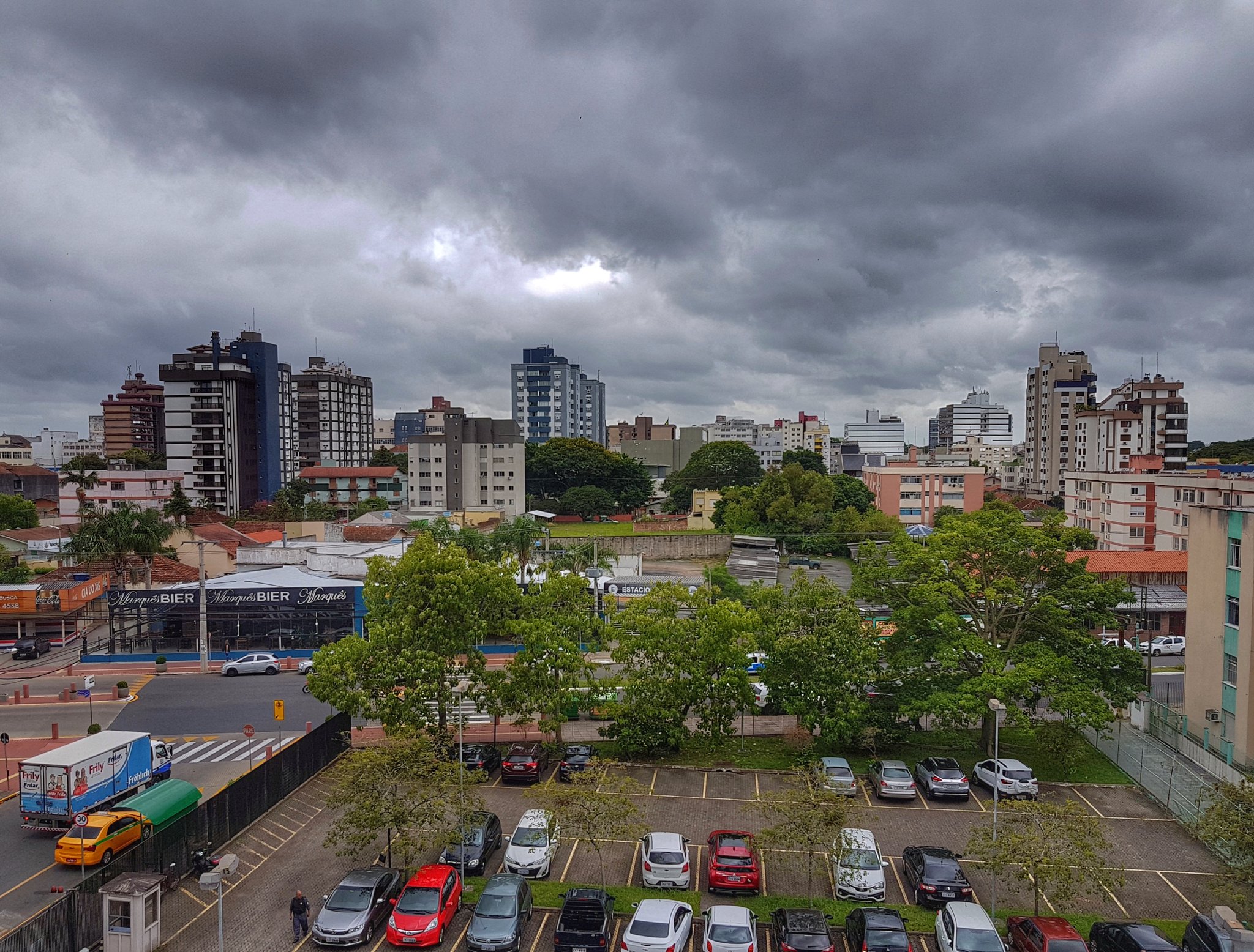 DzNaTzAXgAAvKn1.jpg:large