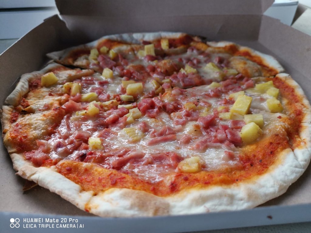 easysaturdays's tweet photo. #PizzaSunday 
Here’s what went down at #PizzaSundays this past sunday ❤️🍕 https://t.co/7rCe2Kr2sW