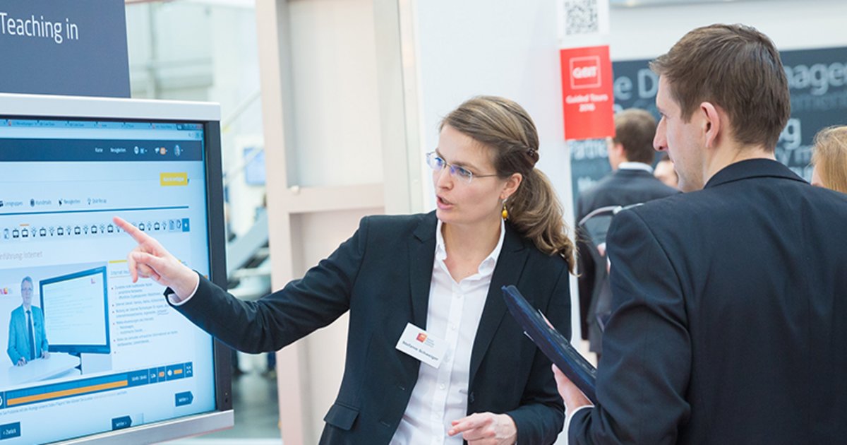 HPI_DE's tweet image. Du willst digital fürs Leben lernen, statt schwere Bücher zu wälzen? Nächste Woche geht es auf der #didactaDigital 2019 um die #Digitalisierung von Lern- und Weiterbildungsprozessen.
Mit dabei: @openHPI, @HPI_Schulcloud und das System #teleTASK. 
➡️ hpi.de/veranstaltunge…