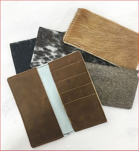 AccessoryDrawer's tweet image. 2019 TREND FEED: 
From Victoria Beckham to Calvin Klein, known for their chic and elevated designs, they all incorporated cowhide-on-cowhide looks into their pre-Summer 2019 collection.

Stay in trend and order your bags from Wild Goose 
Call to order @ 404-749-4911