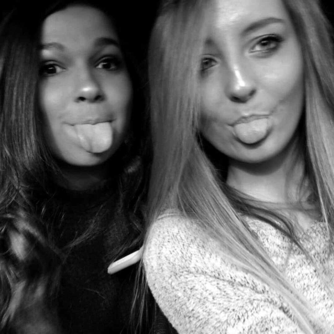 lucy_postal's tweet photo. happy birthday to my forever bestie @amalia_coleman love u lots and our crazy mems❤️❤️ https://t.co/R3vHoisAIr