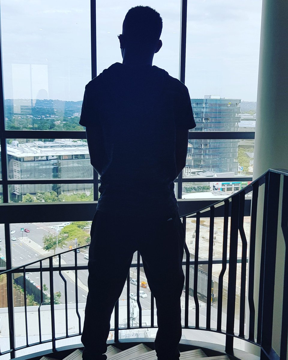 Galegake_'s tweet photo. #DreamBig https://t.co/dOm1CfzOjy
