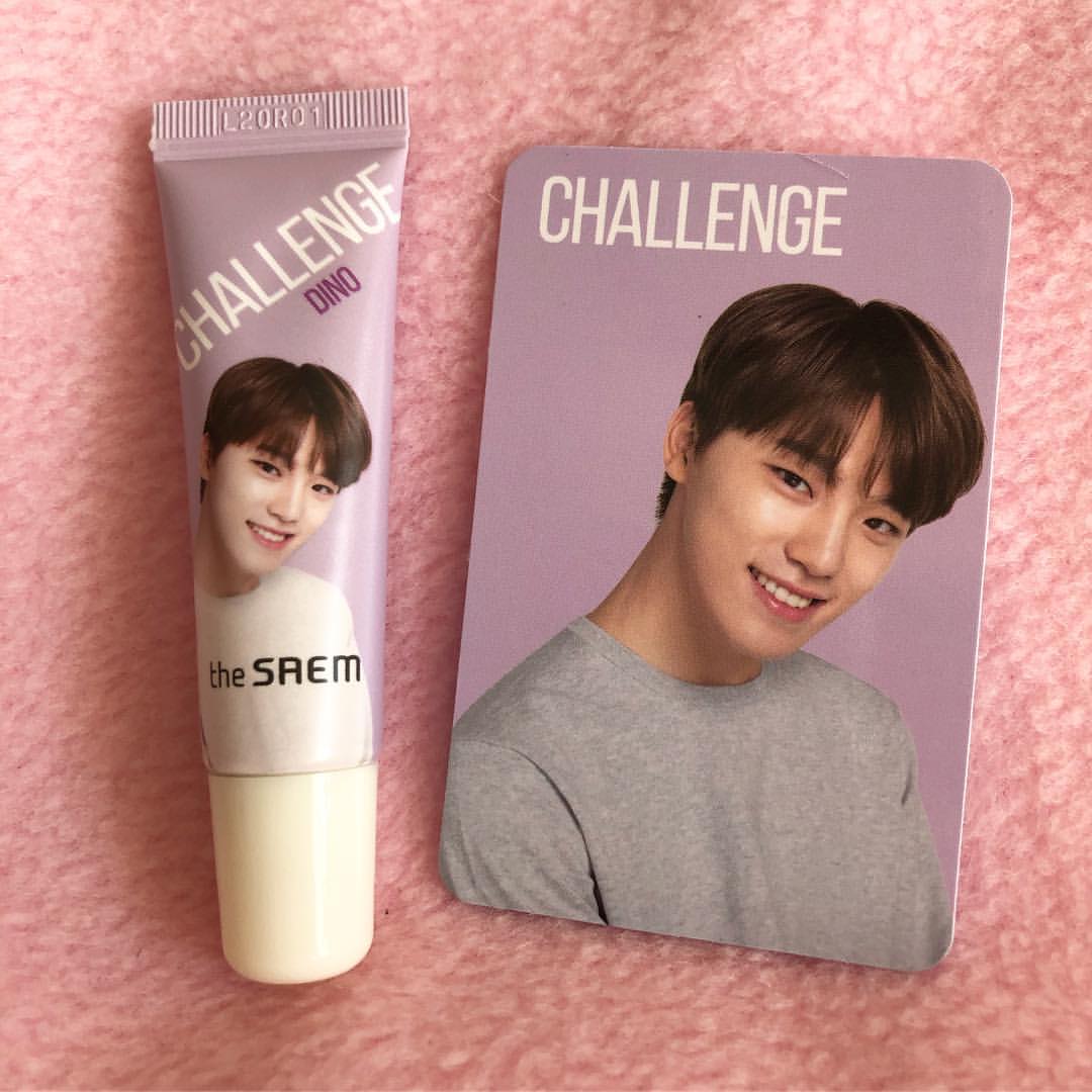 sweeterthanmin's tweet photo. ʟᴏᴠᴇ ғᴏʀ ʜᴏʙɪ ᴀɴᴅ ᴄʜᴀɴ
[SG GIVEAWAY ]

✿2 winners 
✿1 Army Bomb official PC set
✿1 Dino SVT Saem Lipbalm set

how to enter; 

-rtwt @BrightSparks19
pinned,, &amp; post ss
-comment which you want 

winners will be chosen and dm'ed collection details

(flop=never existed) https://t.co/tV8NMa3sjy