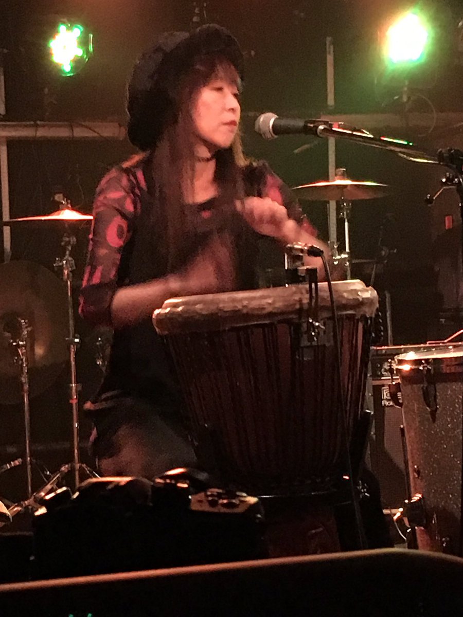 エーテル Twitterissa この世で一番好きな女性ドラマー Zeldaの小澤亜子 30年ぶりくらいに観ました 今日は反核のユニットでもう なんか いろいろたまらない