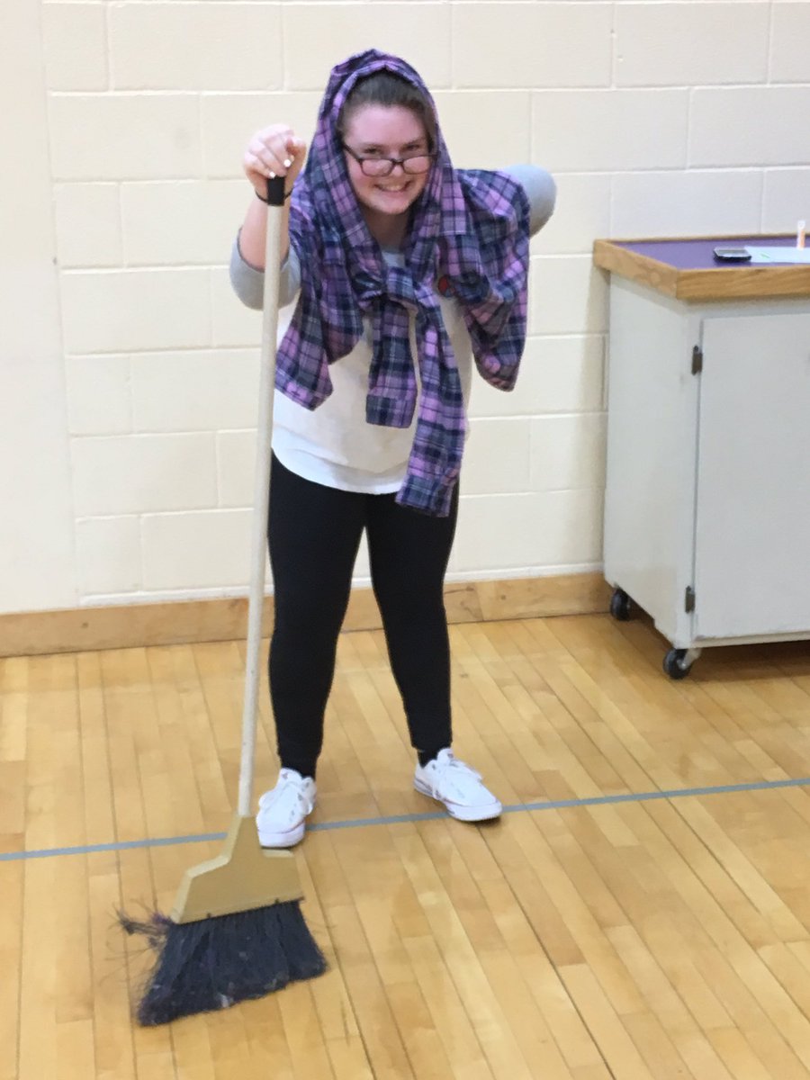 MrGrable_EWMS's tweet photo. It’s a “Grandma” Ray (gamma ray) #TikTok #ICPclass https://t.co/9oLGinZeUV