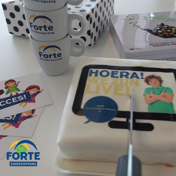 Met trots presenteren wij onze nieuwe site! Gestoken in een verfrissend en informatief jasje vinden nieuwe en bestaande ouders nu nog makkelijker alle informatie over onze dienstverlening en service. Natuurlijk ben je nu nieuwsgierig, dus kijk eens rond op onze site!