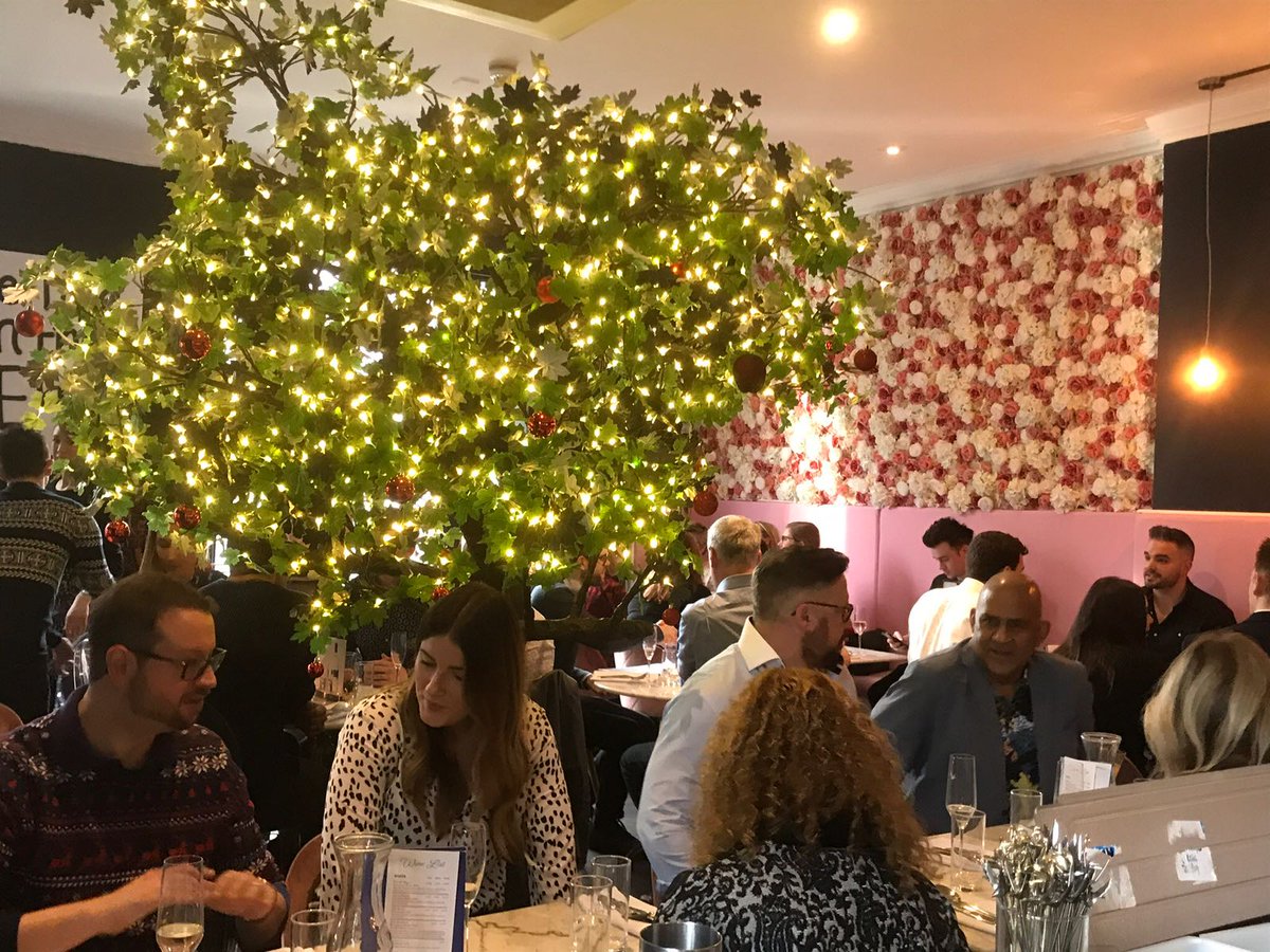 Millennials aren't the only ones who like avocado and talking about changing the world. Our events are 100% open to all. #Networking #BusinessBreakfast theavoclub.com