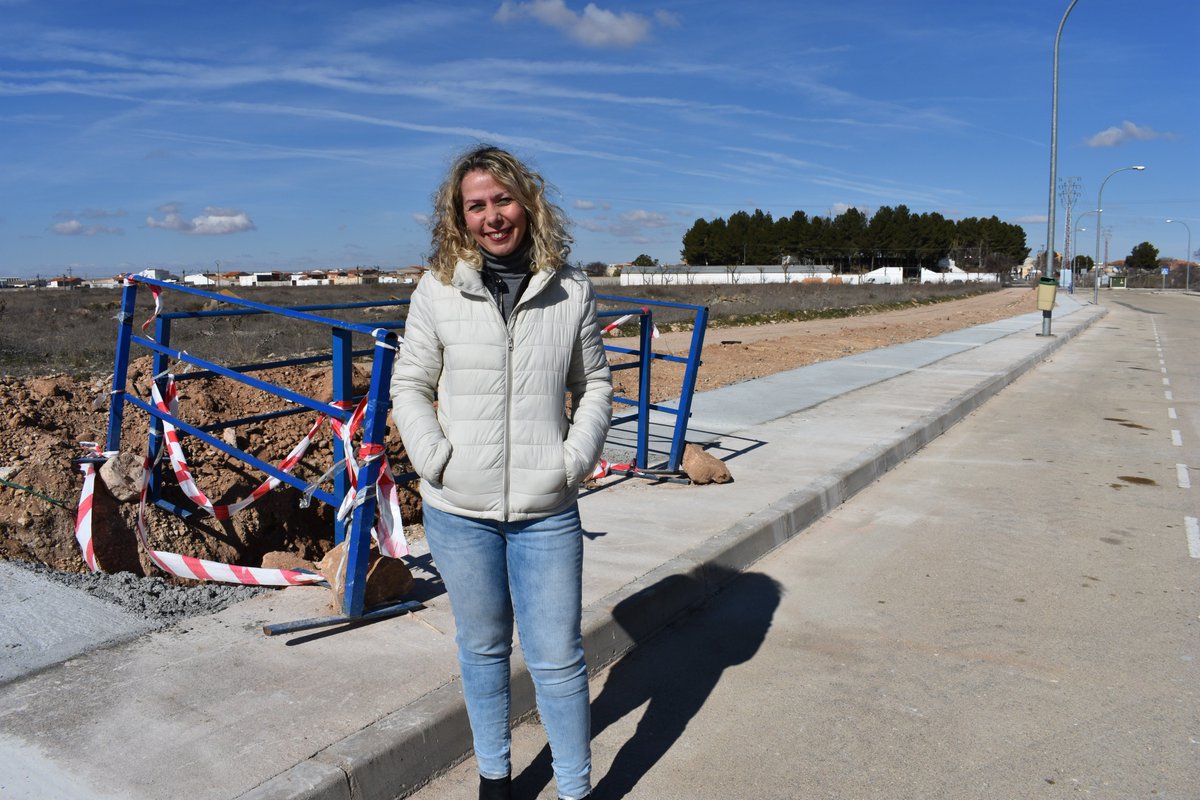 LA CONCEJAL DE URBANISMO INFORMA SOBRE LAS OBRAS DE RETRANQUEO DEL POLÍGONO I3 Y PIDE COLABORACIÓN CIUDADANA PARA LA LOCALIZACIÓN DE POZOS INCONTROLADOS
facebook.com/ayuntamiento.s…