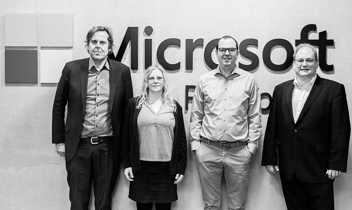 glueckkanja_'s tweet photo. Heute sind wir zu Gast bei @Microsoft in Hamburg auf dem #EBC gemeinsam mit @PHATCONSULTING und GAB Enterprise IT und zeigen, was gemeinsam möglich ist #100PercentCloud https://t.co/h4klE7Wz1H