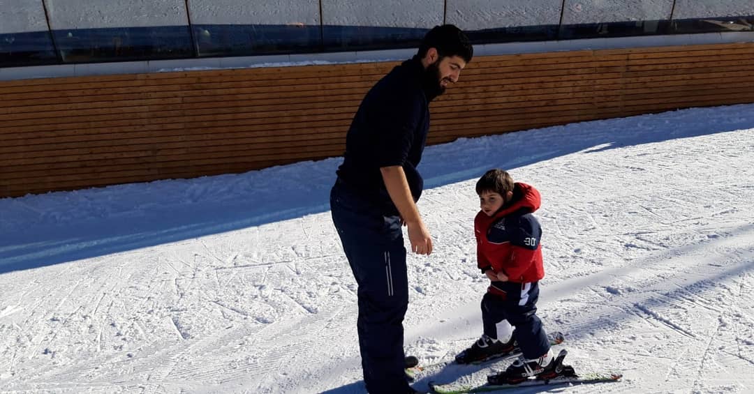 otizmanka's tweet photo. Kampımızın 2. Gününde ilk defa piste çıktık, yarım gün geride kaldı. Hem eğlendik Hem öğrendik...
#ankagelenekselkayakkampı #kayakkampı #özelçocuklar #otizm #autism #sporegitimi #yasamliderligiegitimi #erzurum #palandöken #egitim #spor #otizmeğitimi #otizmeçarevar https://t.co/BBqYICEmVy
