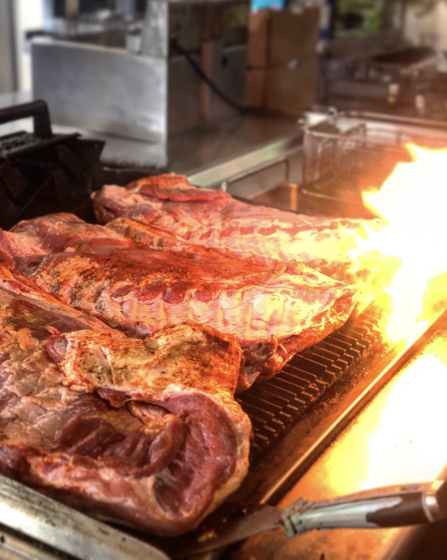 Things are heating up today in the Longstore kitchen! 🥩🔥😊