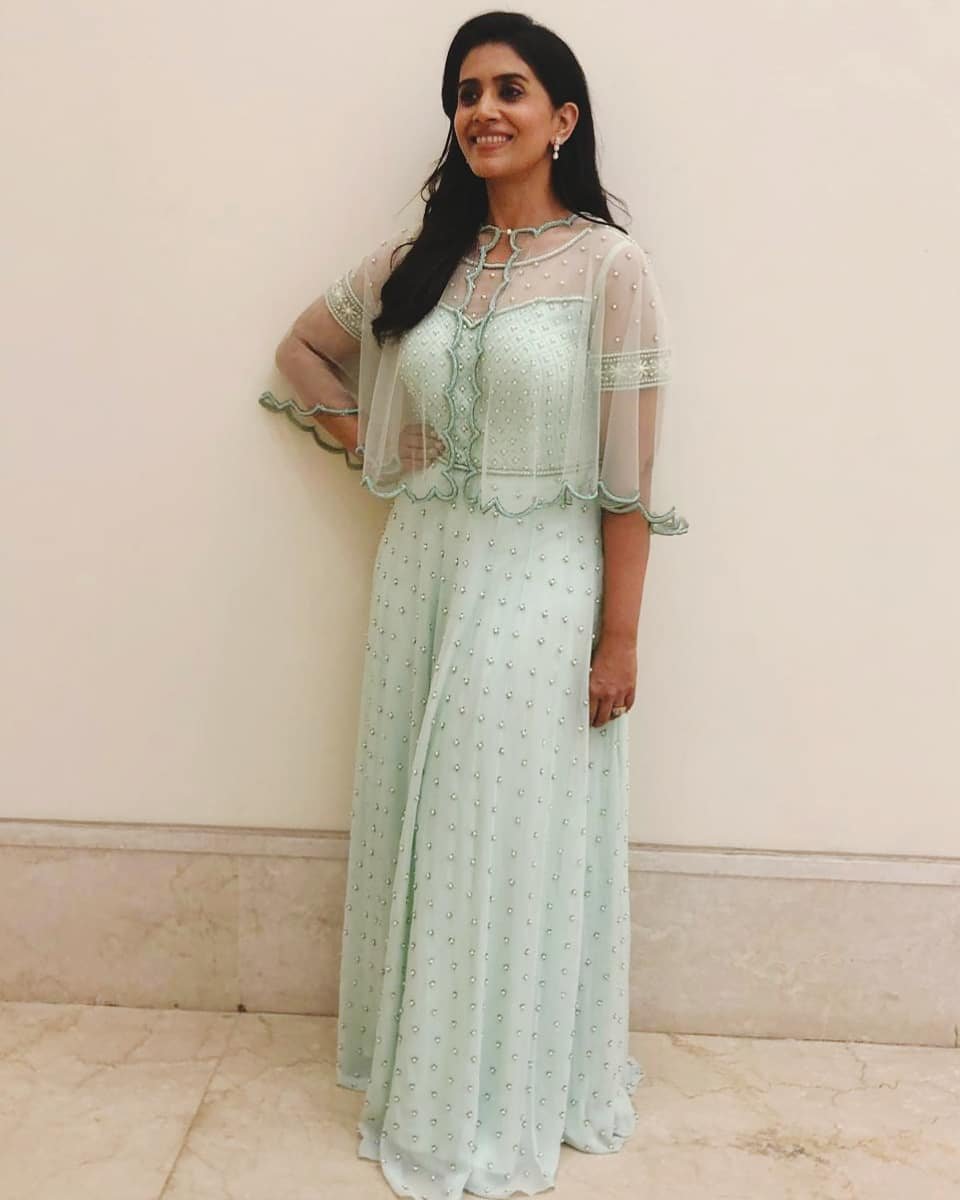 Soft colour...big smile and heart full of blessings and gratitude 💕
.
.
Outfit by @RoorabyRitam #vblitzcommunications
Styled by @prache1 😘
Hair - Vidya 
.
.
#ootd #potd #westernwear #dressitup #stylepost #dressoftheday #eveninggown #happythoughts