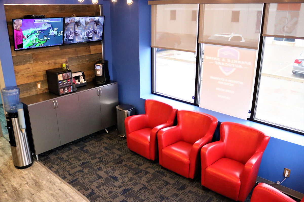 Check out our home!

#autodetailing #detailing #car #bmw #cardetailing #carwash #detailersofinstagram #paintprotection #cars #carcare #detailingworld #auto #paintcorrection #ceramiccoating #detailer #salonmobil #clean #coating #mobiledetailing #detailingaddicts