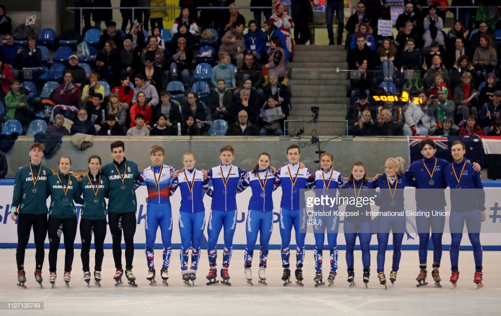 Finally home from an incredible trip away! The last World Cups of the season were eventful! From breaking blades and falling flat on my face to skating in my first A-final and winning a World Cup medal🥉Thank you team for all the memories and support throughout this trip💕