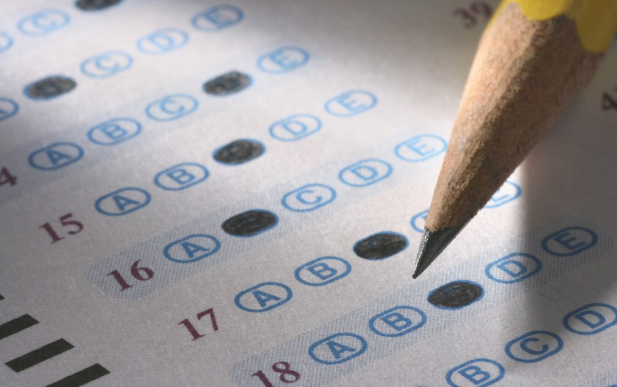 MichalaP300's tweet photo. In an Essentialist classroom, a teacher would "teach to a test", following a standardized curriculum and instilling in children the essentials of academic knowledge. A scantron test is widely used throughout Essentialist classrooms because it is an easy way to assess knowledge. https://t.co/Dx1vmT21D2