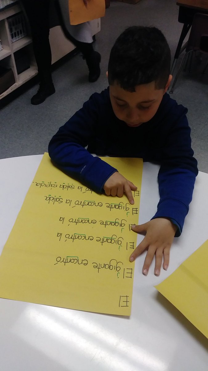 isabellopezsa's tweet photo. Fluency/// fluidez lectora!😄💪 @eaepanthers @participate https://t.co/mjDL8b7hzG