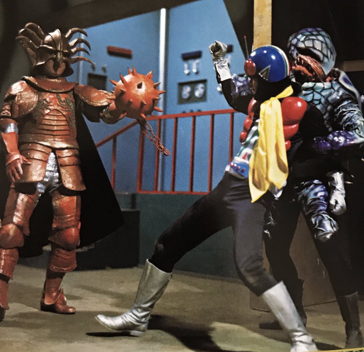 The雄 ライダーマン 特集 ライダーマンのスーツは当時 一着しか作っておらず山口豪久さんのサイズに合わせて制作された 全員集合 7人の仮面ライダー まで使用された 仮面ライダーv3 ライダーマン 特撮 昭和ライダー 山口豪久 石ノ森章太郎