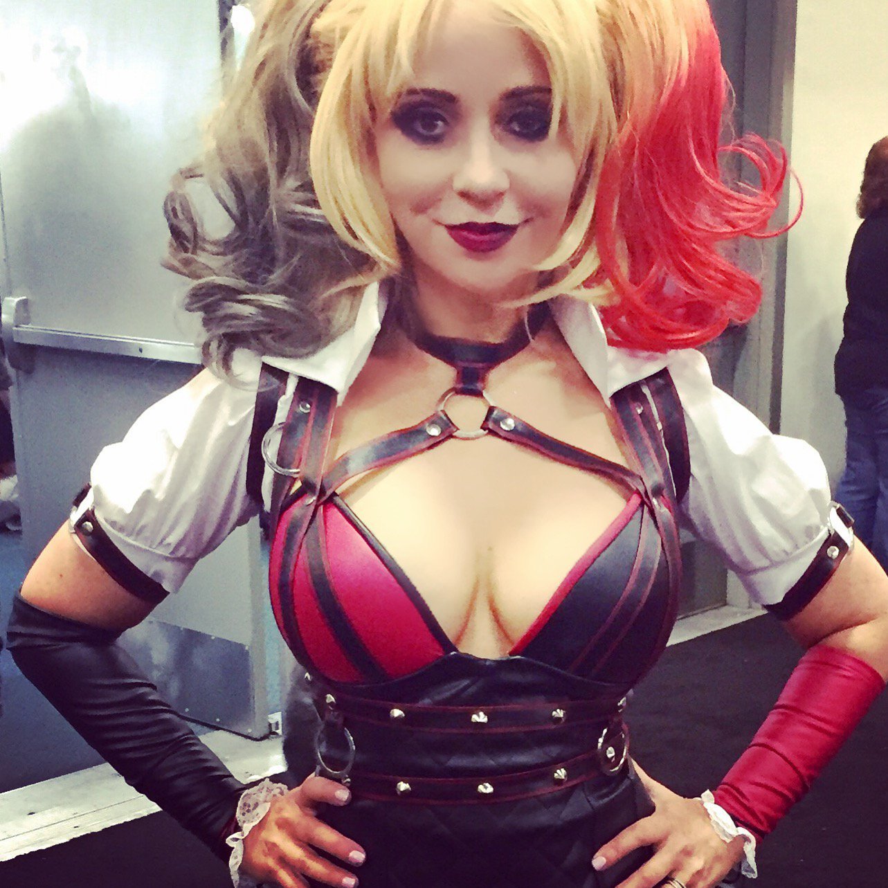 Happy Birthday Tara Strong! 