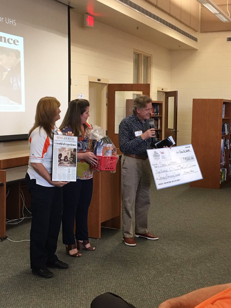 UHSTitans411's tweet photo. Continuing with the special recognitions Officer Walters was recognized by the #DBNJ for her hard work and dedication to our students. Thank you @dbnewsjournal and All Aboard Storage. #uhstitans #greatteachers https://t.co/sOwPb1TKxP