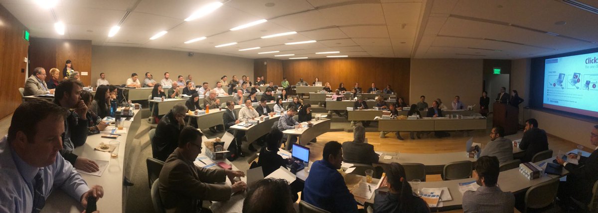 LeneydeChavez's tweet photo. Full house at the WRU LA Chapter discussing potable reuse - Hosted by ⁦@CarolloTweets Thx to ⁦@LACitySAN⁩ ⁦@LADWP⁩ 💧💦 https://t.co/1n6PwvHCP3