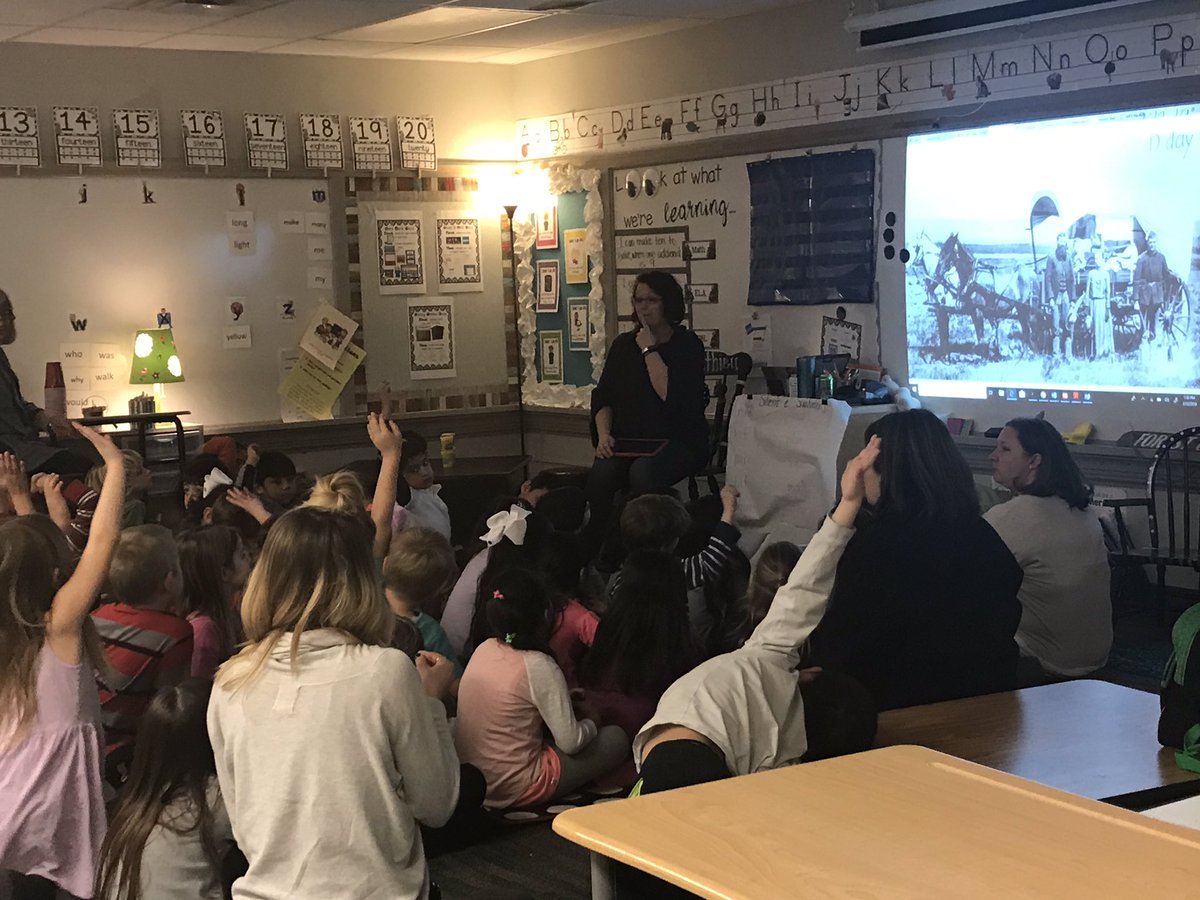 Wildcats were asked what they wonder about this photo. They had so many great answers including “I wonder if it is the 1980s?”  “Where is <a href="/McDonalds/">McDonald's</a>?”  “Is it the Wild Wild West?” Thank you K/1 for helping @APaulakovichIRT experience the elementary life !#InspireCultivateCreate