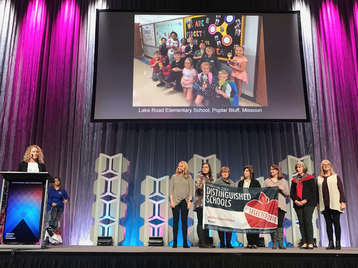 pbschools's tweet image. .@LakeRdRocks nationally recognized for top MAP scores: goo.gl/MnzfmL @EricaWeadon #pblearns #lakeroadrocks