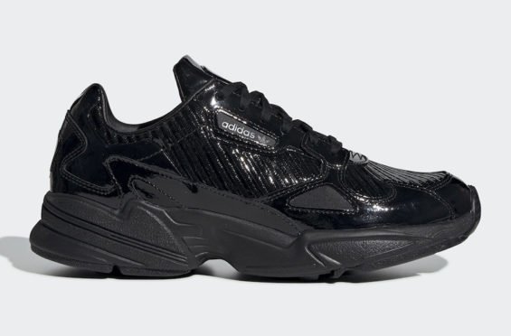 KicksOnFire tweet media