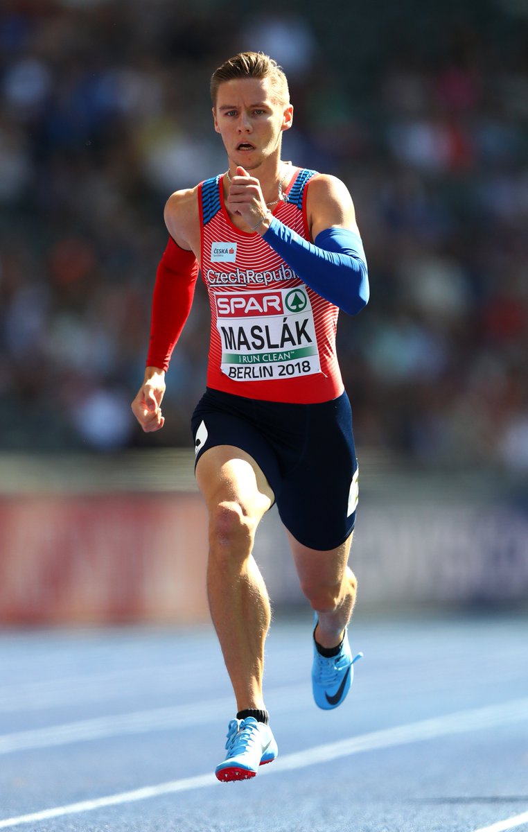 EuroAthletics's tweet photo. Highlights from tonight's Czech Indoor Gala in Ostrava:

🇨🇿 Maslak 32.79 (300m)
🇧🇦 Tuka 1:46.75 (800m)
🇱🇺 Bertemes 20.50m (shot put)
🇵🇱 Ennaoui 4:05.22 (1500m) https://t.co/ttNrwWP3BD