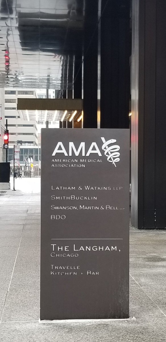 RobinCogan's tweet photo. Spent the last 2 days here @ResearchAffirm meeting #StandAFFIRM. Gracious host @AmerMedicalAssn. @schoolnurses @ANANurses @PublicHealth Time for cross-sector collaboration to address gun violence as a public health crisis https://t.co/ONjiDcC7Kr
