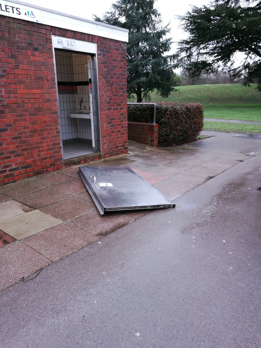 bracknellnews's tweet image. Council say toilet door mishap may have been caused by strong winds
bracknellnews.co.uk/news/17427110.…