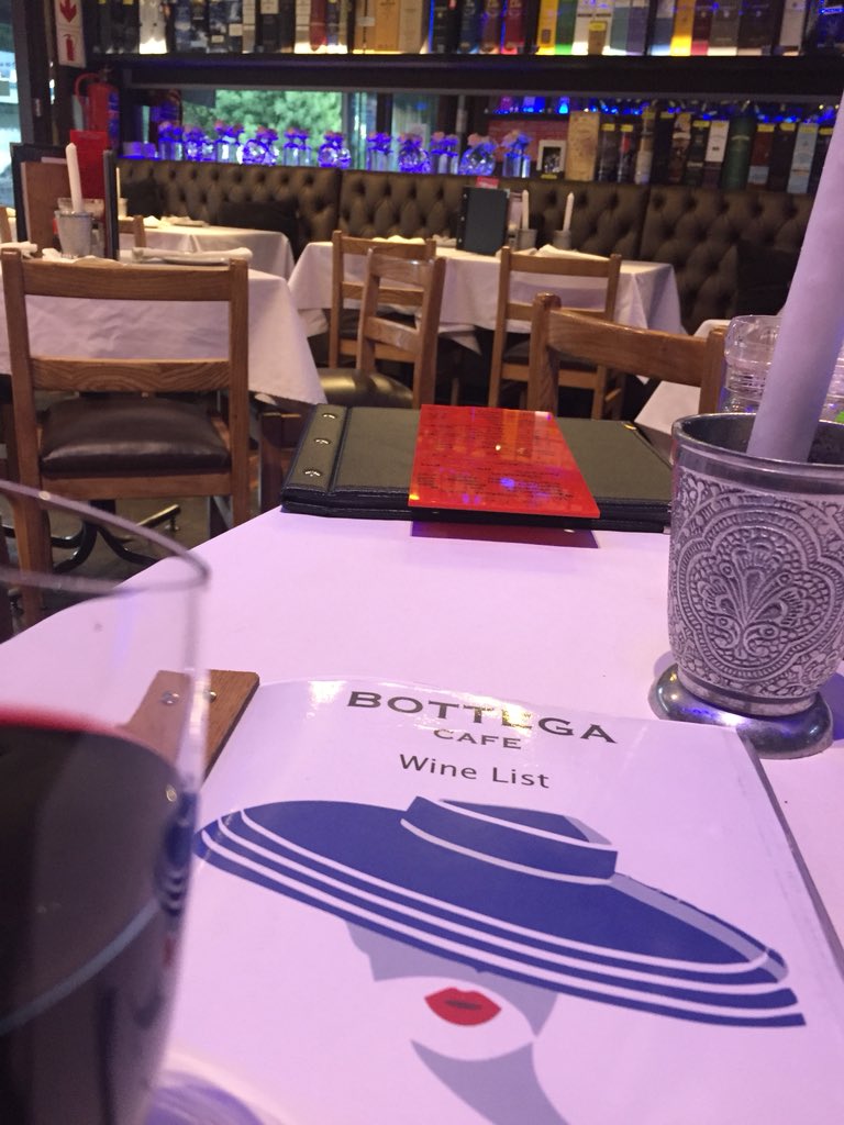 redwine_runner's tweet photo. Enjoying what the @CityofJoburgZA has to offer while sipping on a glass of @EdgebastonWine The Pepper Pot, at one of Joburgs finest @BottegaParkH #foodmeetswine #bigcitylife https://t.co/rTBRVpAb8w