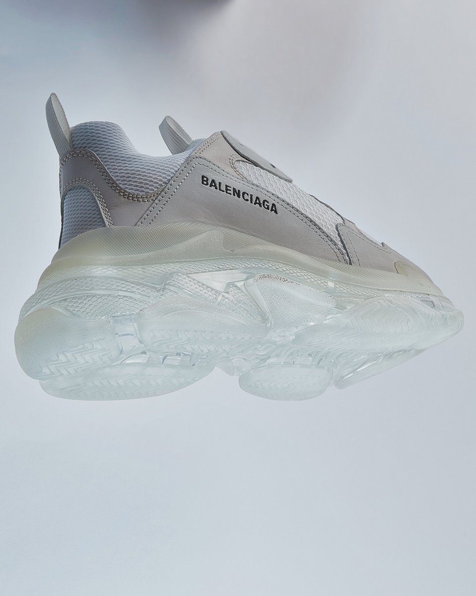 balenciaga triple s end