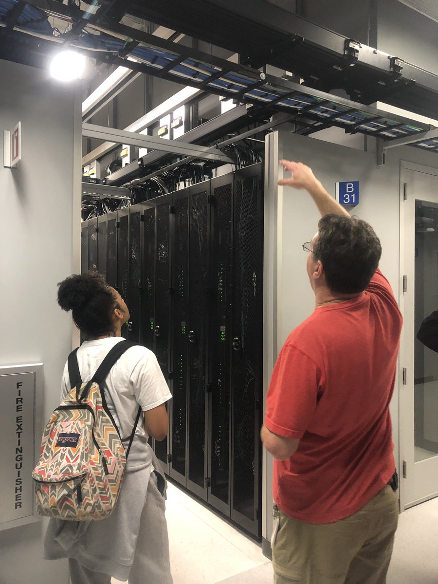 aliseonmath's tweet photo. Field trip time! Student Discovery goes to NetApp rtp @netapp #netapprtp @eastwakehs @KnightDeal2518 @rmp4412 @KnightdaleHS https://t.co/JD61dXYalK