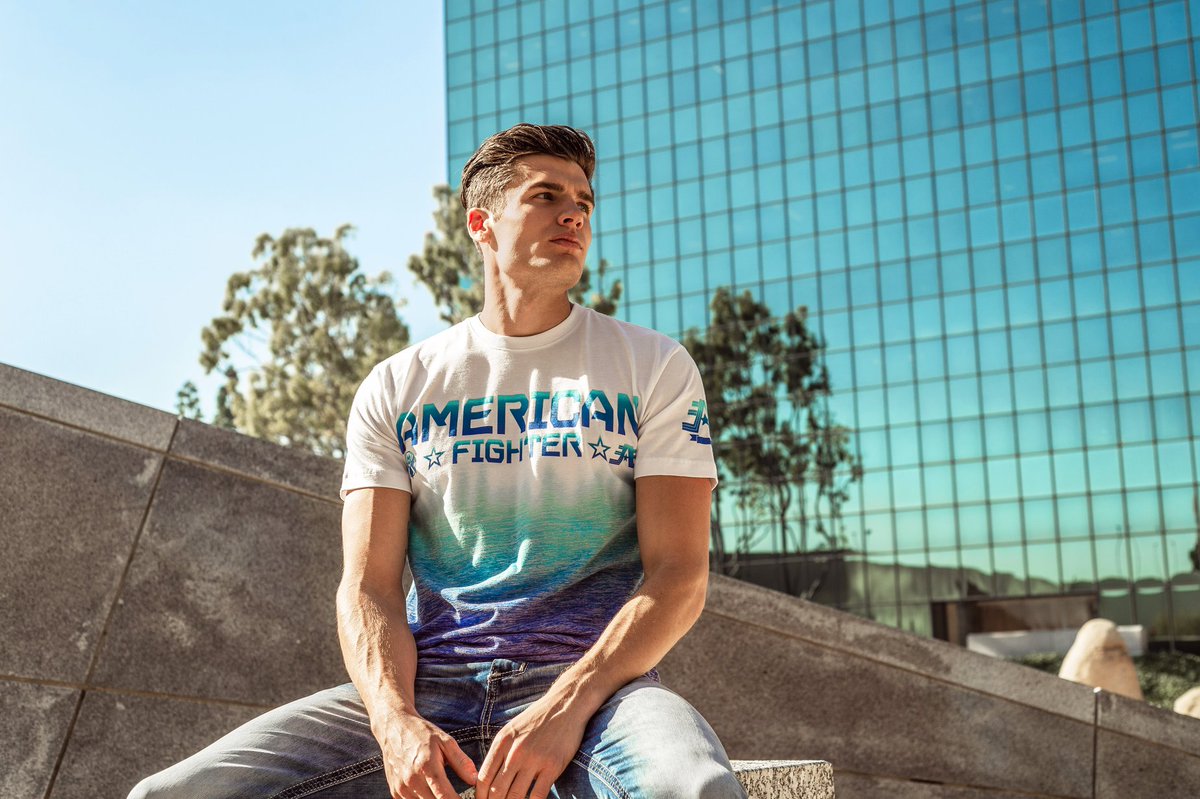 amfighter74's tweet photo. Shop the new arrivals now! Featuring the Everson tee: https://t.co/iL69AnbNK3 https://t.co/dLUlTvegar