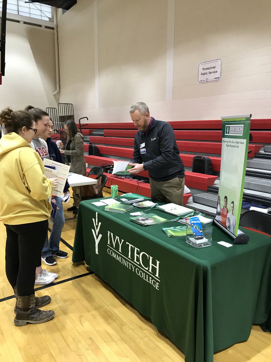 Full day of sharing great info about #HighDemandCareers with students at @ovhs_patriots 👩‍🏫👩‍⚕️👩‍🔬👨‍🚒#IvyTechBloomington #OurCommunityWorks